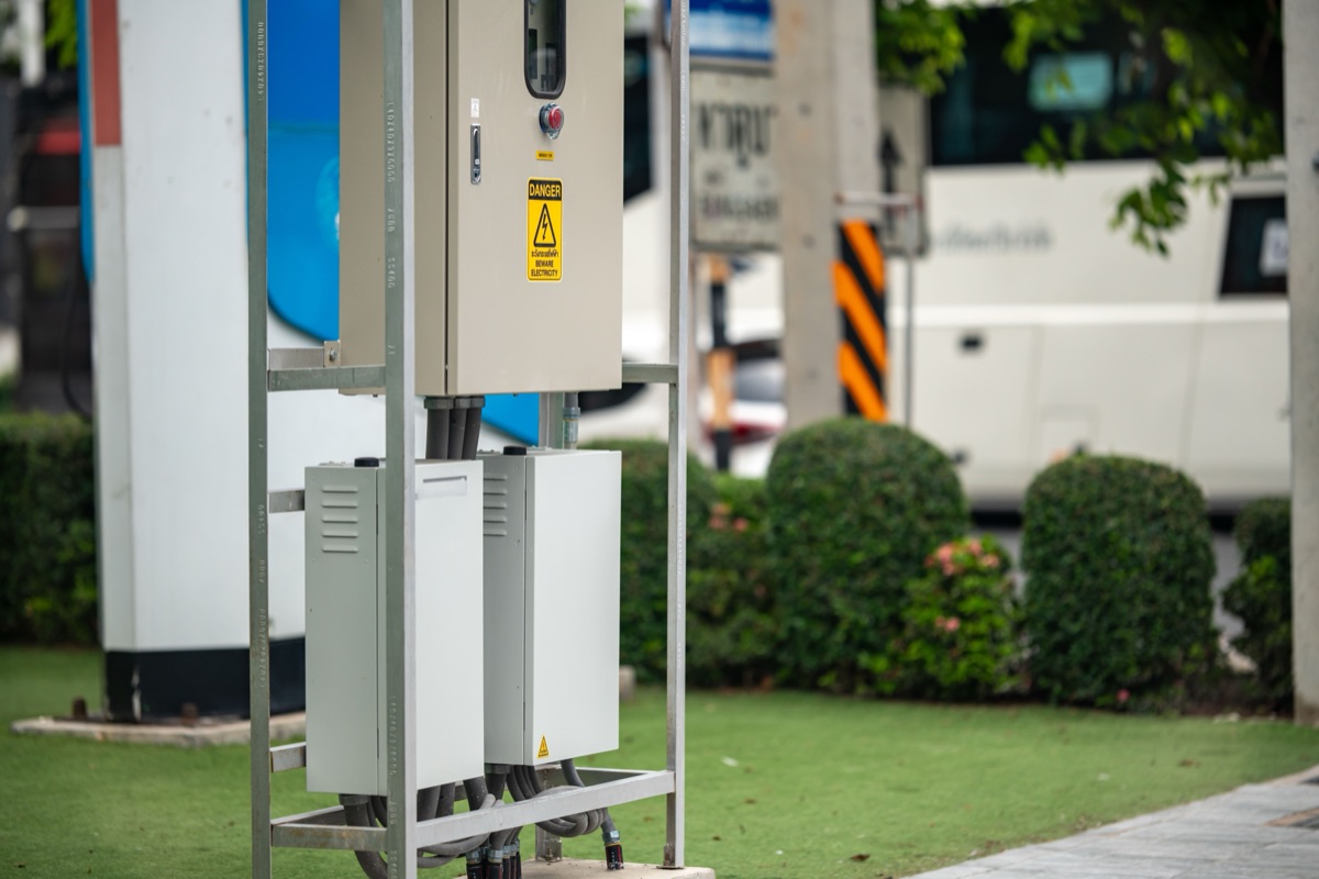 Energy & Electrical Equipment